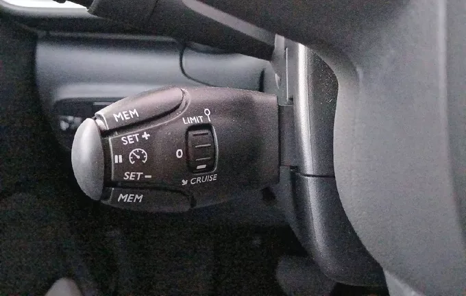 CITROEN C3 PureTech 110 ch EAT6 Max photo 19 946400