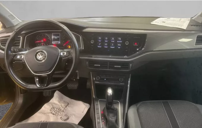 VOLKSWAGEN POLO 1.0 TSI 115 S&S DSG7 R-Line extérieur trois quart avant droit 213318