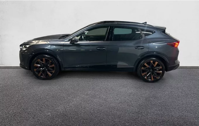 CUPRA FORMENTOR eHybrid 272 ch DSG6 VZ extérieur trois quart arrière gauche 2129946