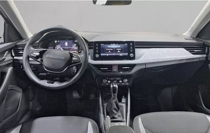 SKODA SCALA 1.0 TSI Evo 2 116 ch DSG7 Selection extérieur trois quart avant droit 2129725