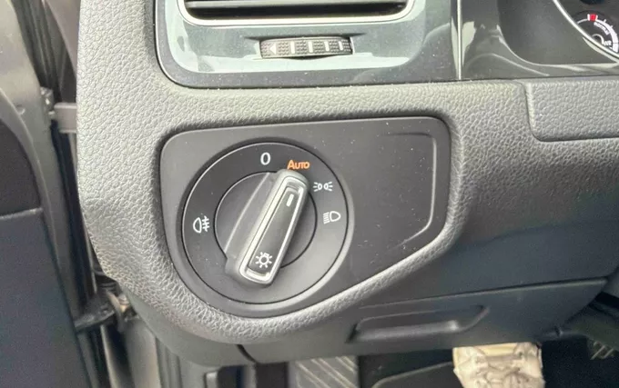 VOLKSWAGEN GOLF E-Golf 136 Electrique photo 20 2133010