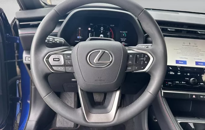 LEXUS LBX 2WD Emotion photo 12 1103457