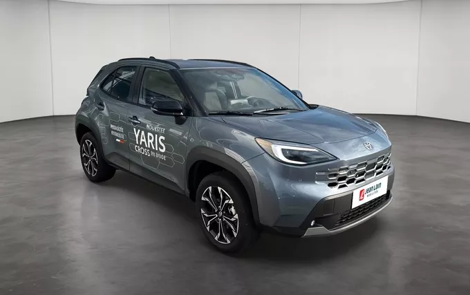 TOYOTA YARIS CROSS Hybride 130h 2WD Design extérieur trois quart avant droit 199600