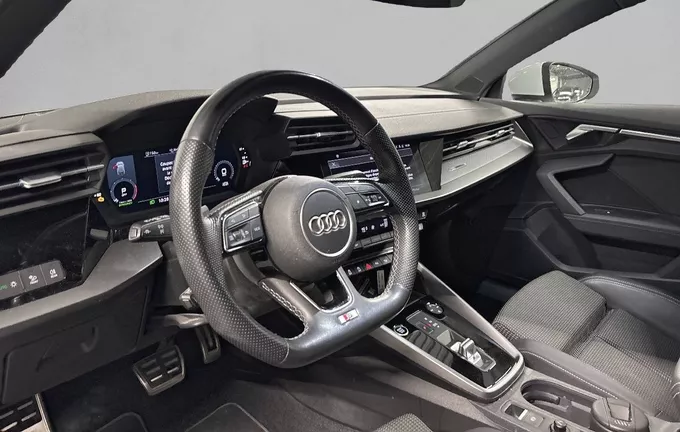 AUDI A3 Sportback 35 TDI 150 S tronic 7 S Line photo 11 2130519
