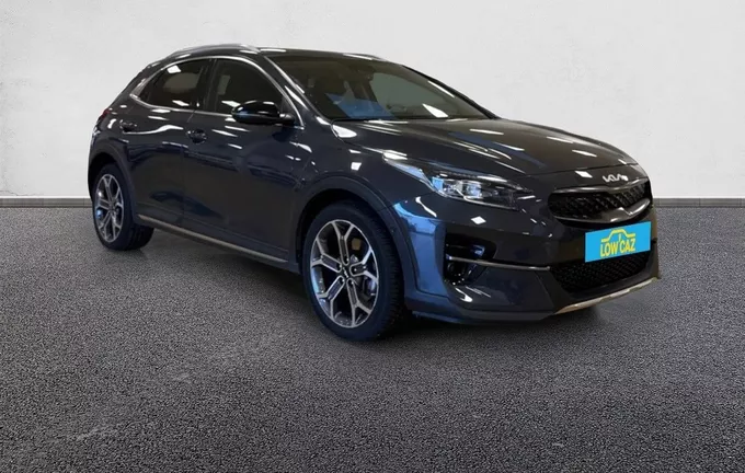 KIA XCEED 1.6 GDi Hybride Rechargeable 141ch DCT6 Design extérieur trois quart avant droit 212403