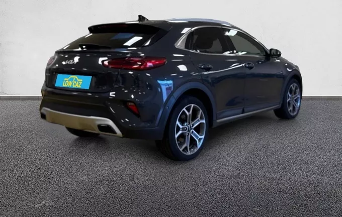 KIA XCEED 1.6 GDi Hybride Rechargeable 141ch DCT6 Design extérieur trois quart arrière droit 212403