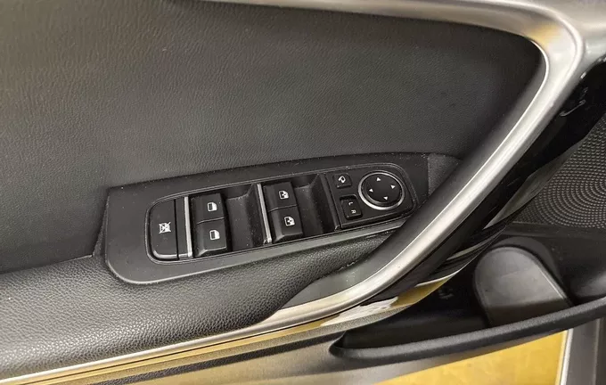 KIA XCEED 1.6 GDi Hybride Rechargeable 141ch DCT6 Design photo 19 212403