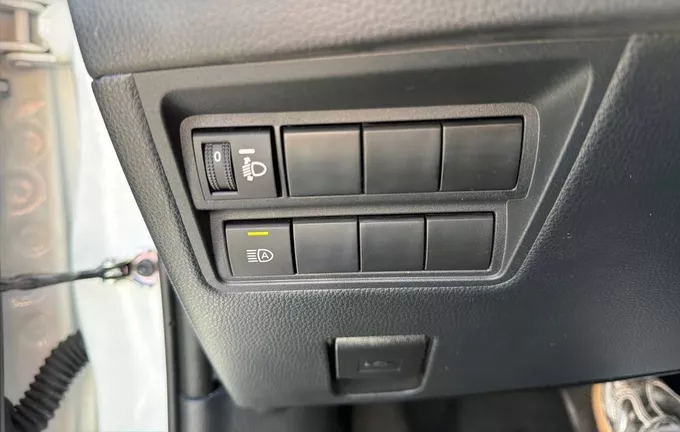 TOYOTA YARIS Hybride 116h Design photo 20 1103515
