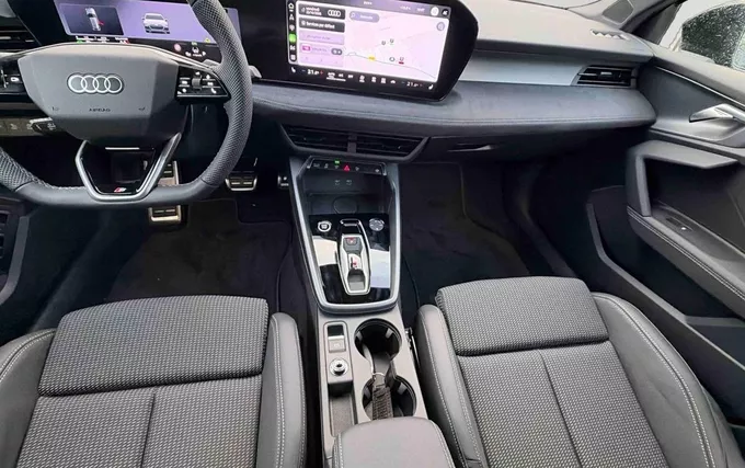 AUDI A3 Sportback e-hybrid 204 ch S line photo 14 0161