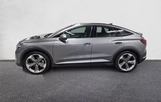 AUDI Q4 E-TRON Sportback 40 204 ch 82 kWh S line extérieur côté gauche 2127753