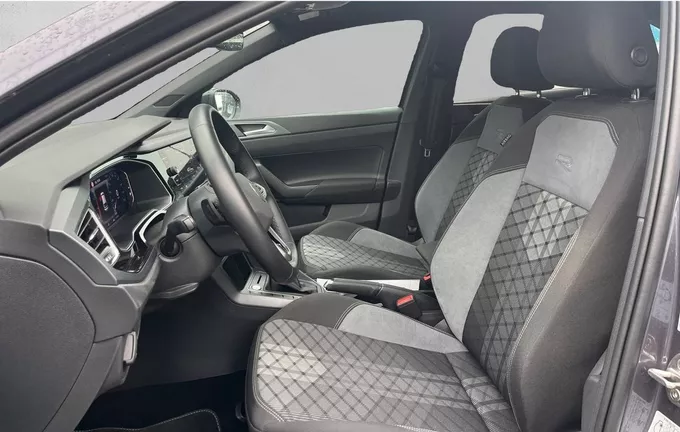 VOLKSWAGEN TAIGO 1.0 TSI 116 DSG7 R-Line Edition extérieur trois quart arrière droit 2132517