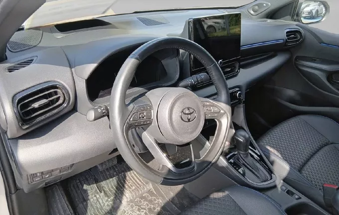 TOYOTA YARIS Hybride 130h Premiere photo 11 1103554