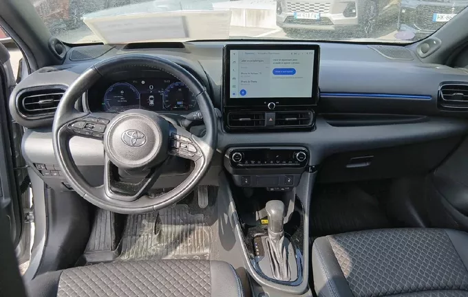 TOYOTA YARIS Hybride 130h Premiere photo 18 1103554