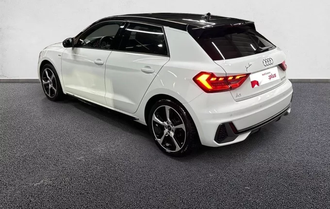 AUDI A1 Sportback 30 TFSI 116 ch S tronic 7 S Line extérieur trois quart arrière gauche 2131466