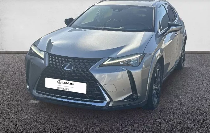 LEXUS UX 250h 4WD Executive extérieur trois quart avant gauche 1103902