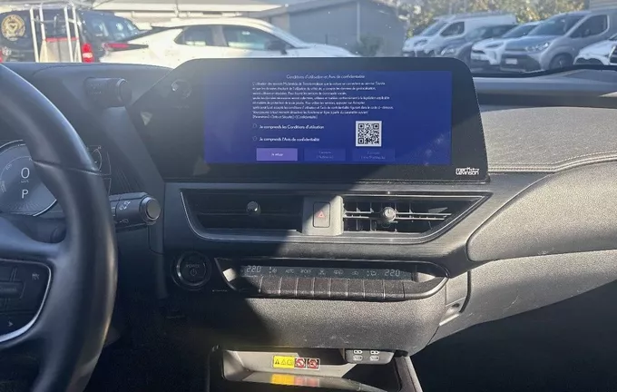 LEXUS UX 250h 4WD Executive photo 15 1103902
