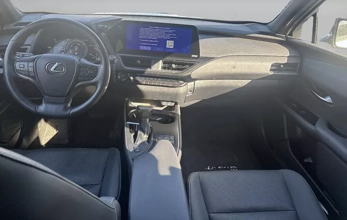 LEXUS UX 250h 4WD Executive photo 18 1103902