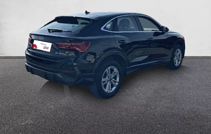 AUDI Q3 Sportback 45 TFSIe 245 ch S tronic 6 Business Executive extérieur trois quart arrière droit 2126392