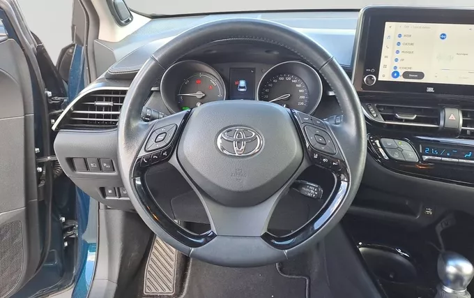 TOYOTA C-HR Hybride 2.0L Collection photo 12 1103875