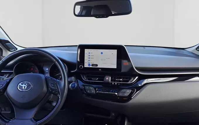 TOYOTA C-HR Hybride 2.0L Collection photo 14 1103875