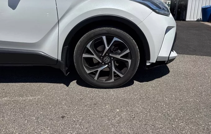 TOYOTA C-HR Hybride 2.0L Edition photo 9 1103645