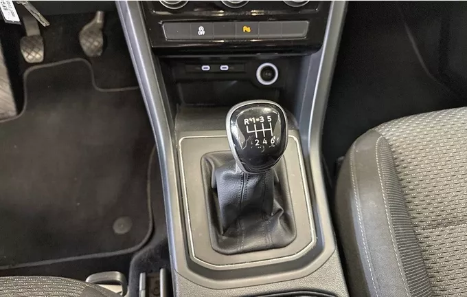 VOLKSWAGEN TOURAN 1.5 TSI EVO 150 7pl photo 16 213370