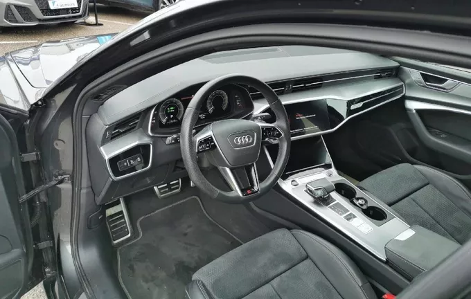 AUDI A6 55 TFSIe 367 ch S tronic 7 Quattro Competition photo 11 460123