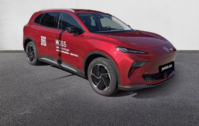 MG MGS5 EV 64kWh - 170 kW 2WD Luxury extérieur trois quart avant droit 9237