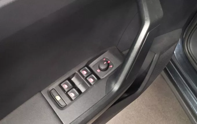 SEAT ARONA 1.0 TSI 95 ch Start/Stop BVM5 Copa photo 20 2132233