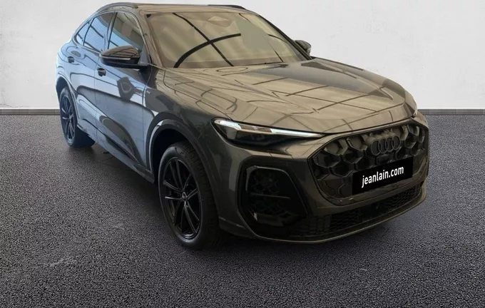 AUDI Q5 Sportback e-hybrid 299 ch S tronic 7 Quattro S line extérieur trois quart avant droit 6867
