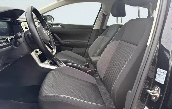 VOLKSWAGEN TAIGO 1.0 TSI 116 DSG7 VW Edition extérieur trois quart arrière droit 2132176