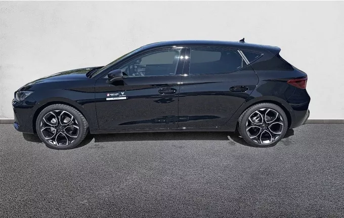 CUPRA LEON 1.5 eTSI Hybrid 150 ch DSG7 V extérieur trois quart arrière gauche 0681