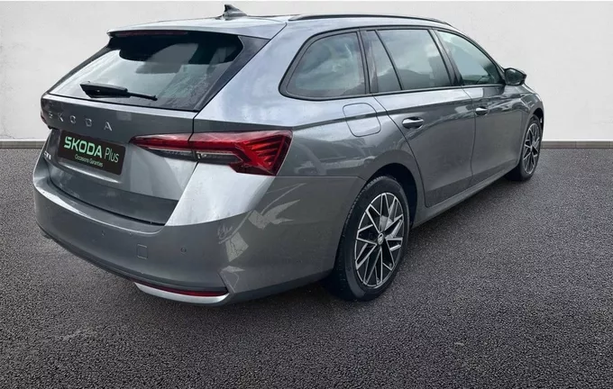 SKODA OCTAVIA Combi 1.5 TSI Hybrid 150 ch ACT DSG7 Selection extérieur avant 2127834