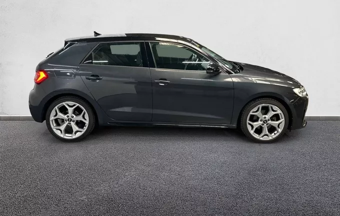 AUDI A1 Sportback 35 TFSI 150 ch S tronic 7 Design Luxe extérieur côté droit 2132488