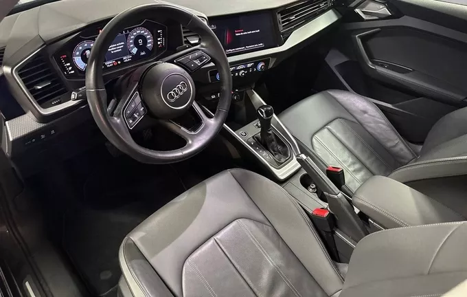 AUDI A1 Sportback 35 TFSI 150 ch S tronic 7 Design Luxe photo 11 2132488