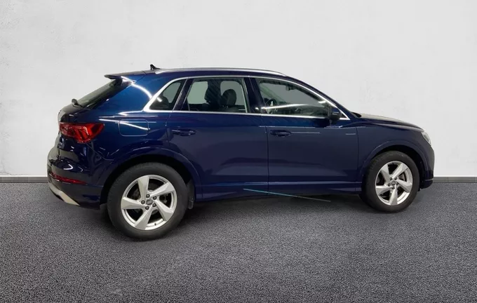 AUDI Q3 40 TDI 190 ch S tronic 7 Quattro Design Luxe extérieur côté droit 2128902