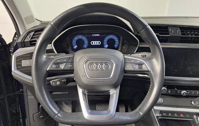 AUDI Q3 40 TDI 190 ch S tronic 7 Quattro Design Luxe photo 12 2128902