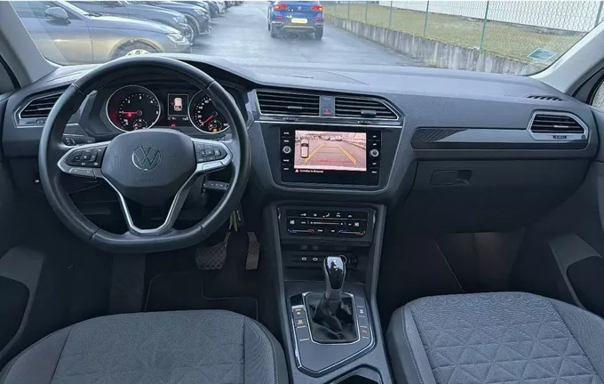 VOLKSWAGEN TIGUAN 2.0 TDI 150ch DSG7 Life extérieur trois quart avant droit 212807