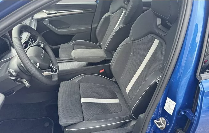 SKODA KODIAQ 2.0 TDI 150 ch SCR DSG7 5pl Sportline extérieur trois quart arrière droit 4978