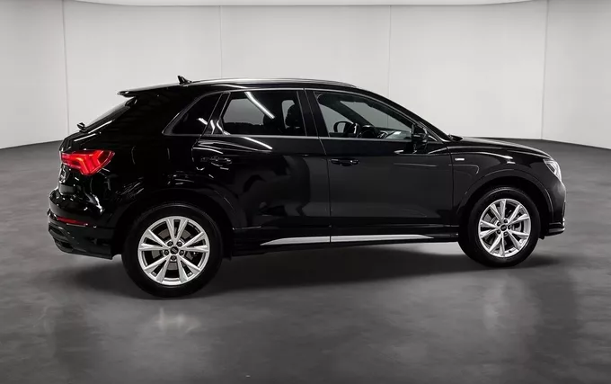 AUDI Q3 45 TFSIe 245 ch S tronic 6 S line extérieur côté droit 2132253