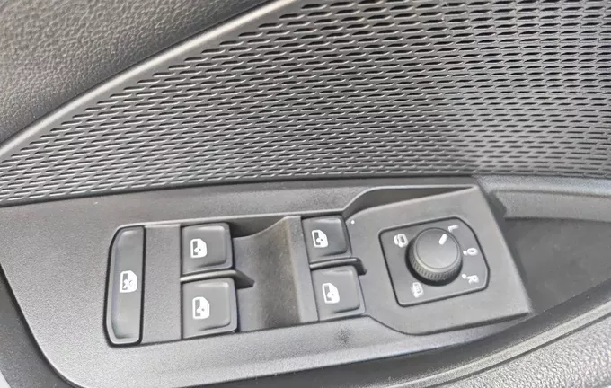SKODA OCTAVIA Combi 2.0 TDI 150 ch DSG7 Style photo 14 213091