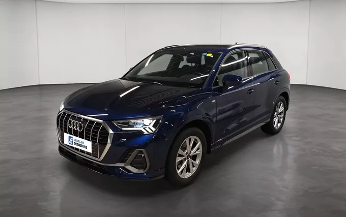 AUDI Q3 35 TDI 150 ch S tronic 7 S line extérieur trois quart avant gauche 2132746
