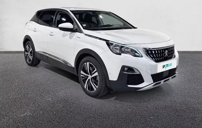 PEUGEOT 3008 Hybrid 225 e-EAT8 Allure extérieur trois quart avant droit 946251