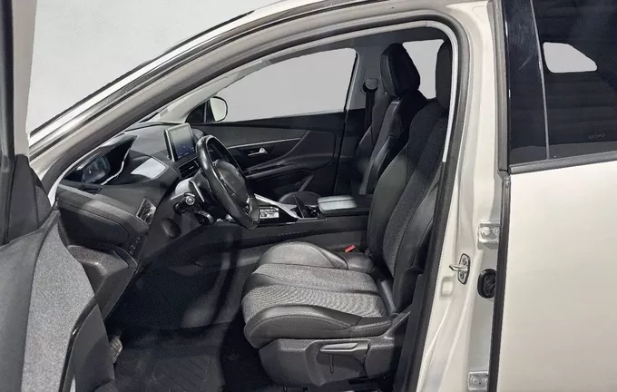 PEUGEOT 3008 Hybrid 225 e-EAT8 Allure photo 11 946251