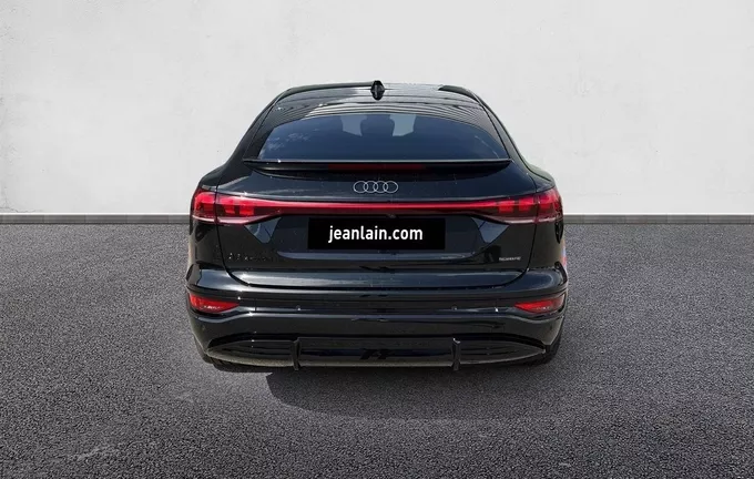 AUDI Q6 E-TRON SPORTBACK 428 ch 100 kWh quattro Competition extérieur arrière 5620