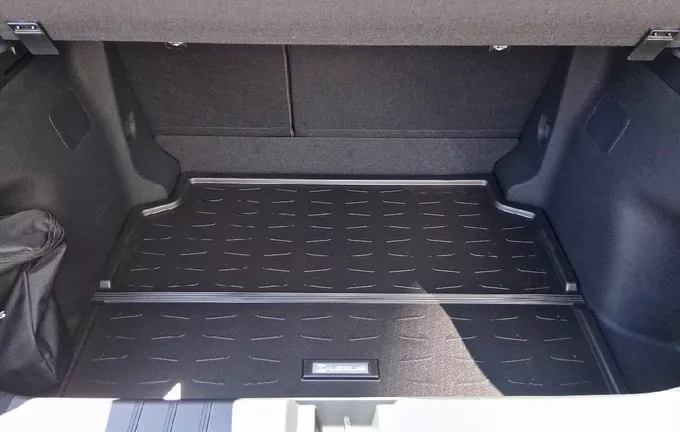 LEXUS LBX 2WD Business Plus photo 10 174654