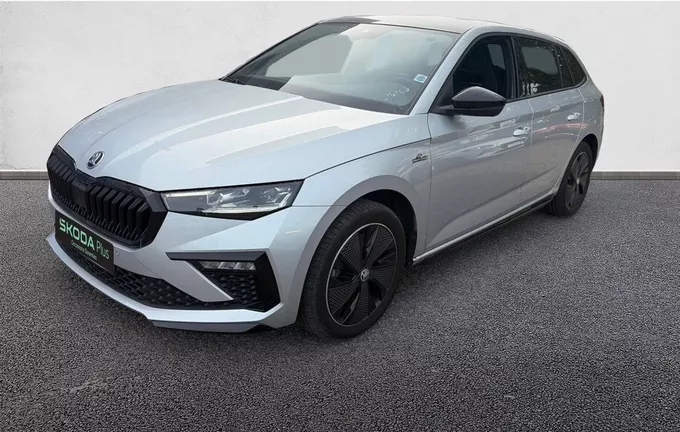 SKODA SCALA 1.5 TSI Evo 2 150 ch DSG7 ACT Monte Carlo extérieur trois quart avant gauche 2132172