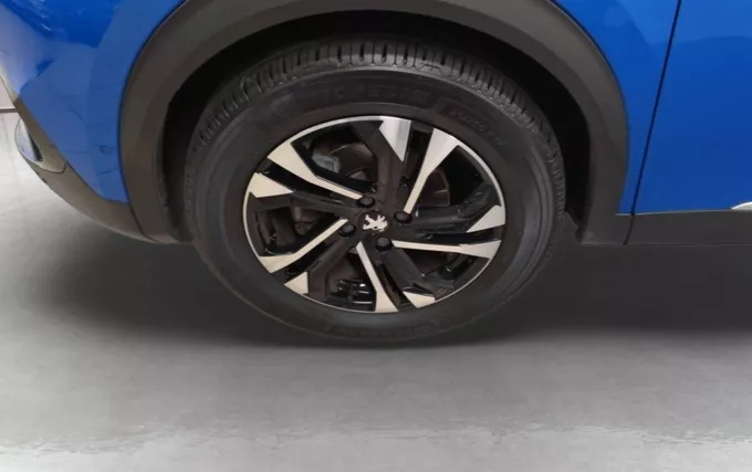 PEUGEOT 2008 PureTech 130 S&S EAT8 GT photo 9 2132766