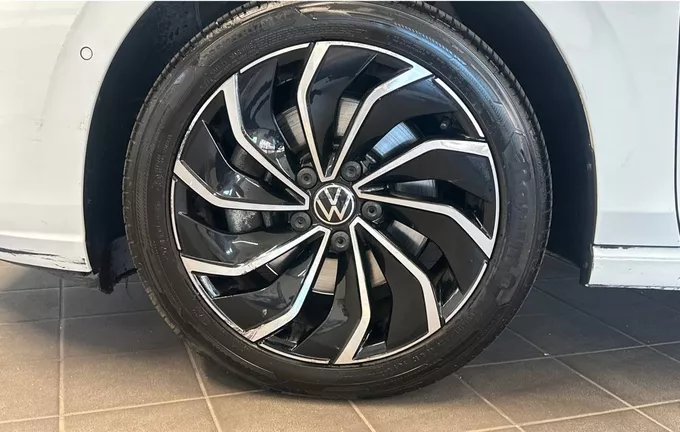 VOLKSWAGEN GOLF 2.0 TDI SCR 150 DSG7 4Motion Style photo 12 2130132