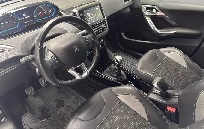 PEUGEOT 2008 PureTech 130ch S&S BVM6 Allure photo 11 2131400